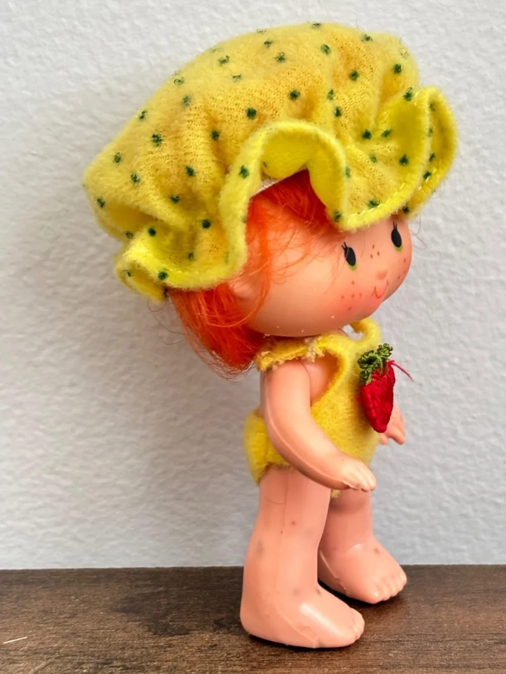VINTAGE Strawberry Shortcake Doll Apple Dumplin Figure Outfit Hat Kenner 1979
